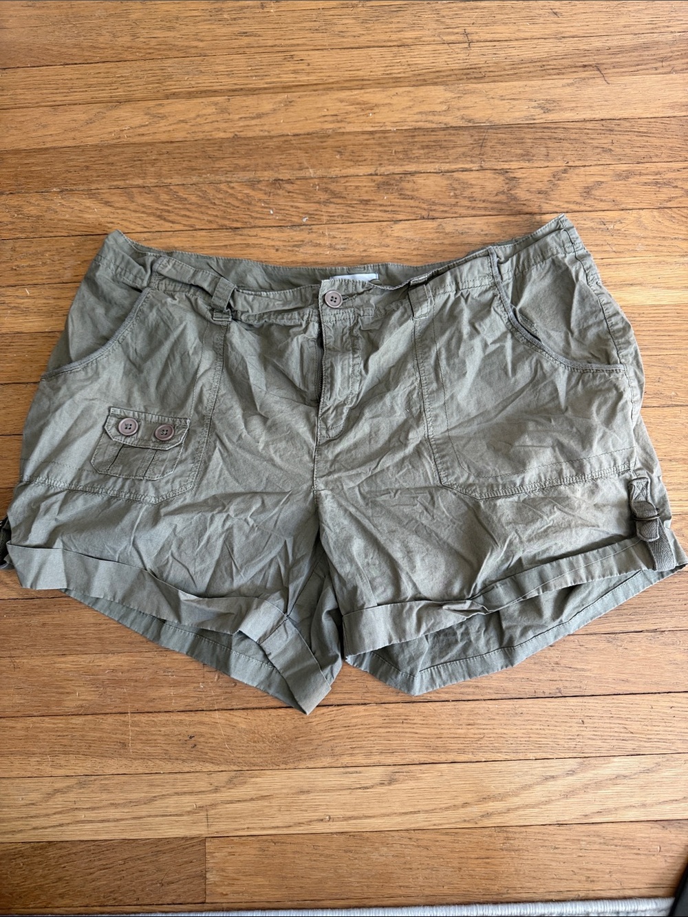 Avenue Women’s Sz 14 Olive Green Utility Cotton Shorts
